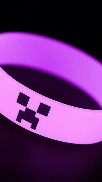 Браслет Minecraft Y2K, для девочек, светящийся, розовый, силикон, 18см — фото 1