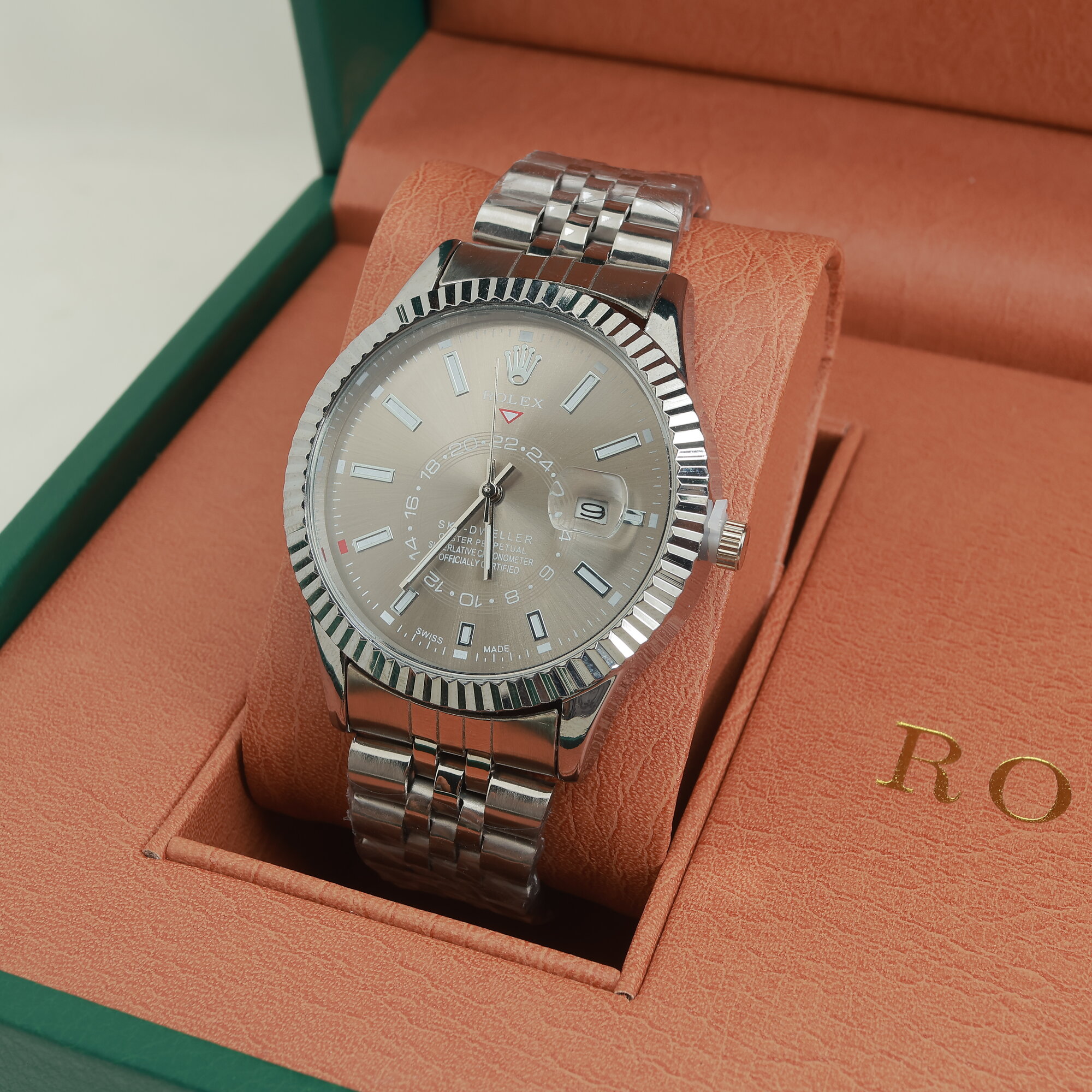 Наручные часы, коричневый