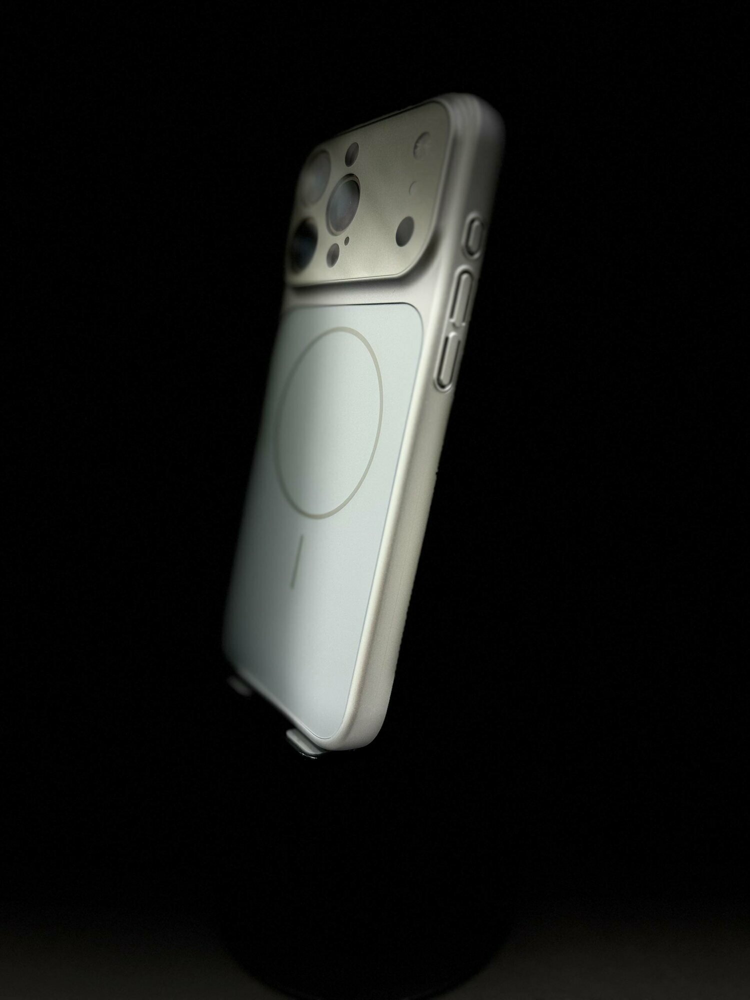 Чехол Apple "Camera Case", для iPhone 15 Pro, MagSafe, SILVER — фото 1