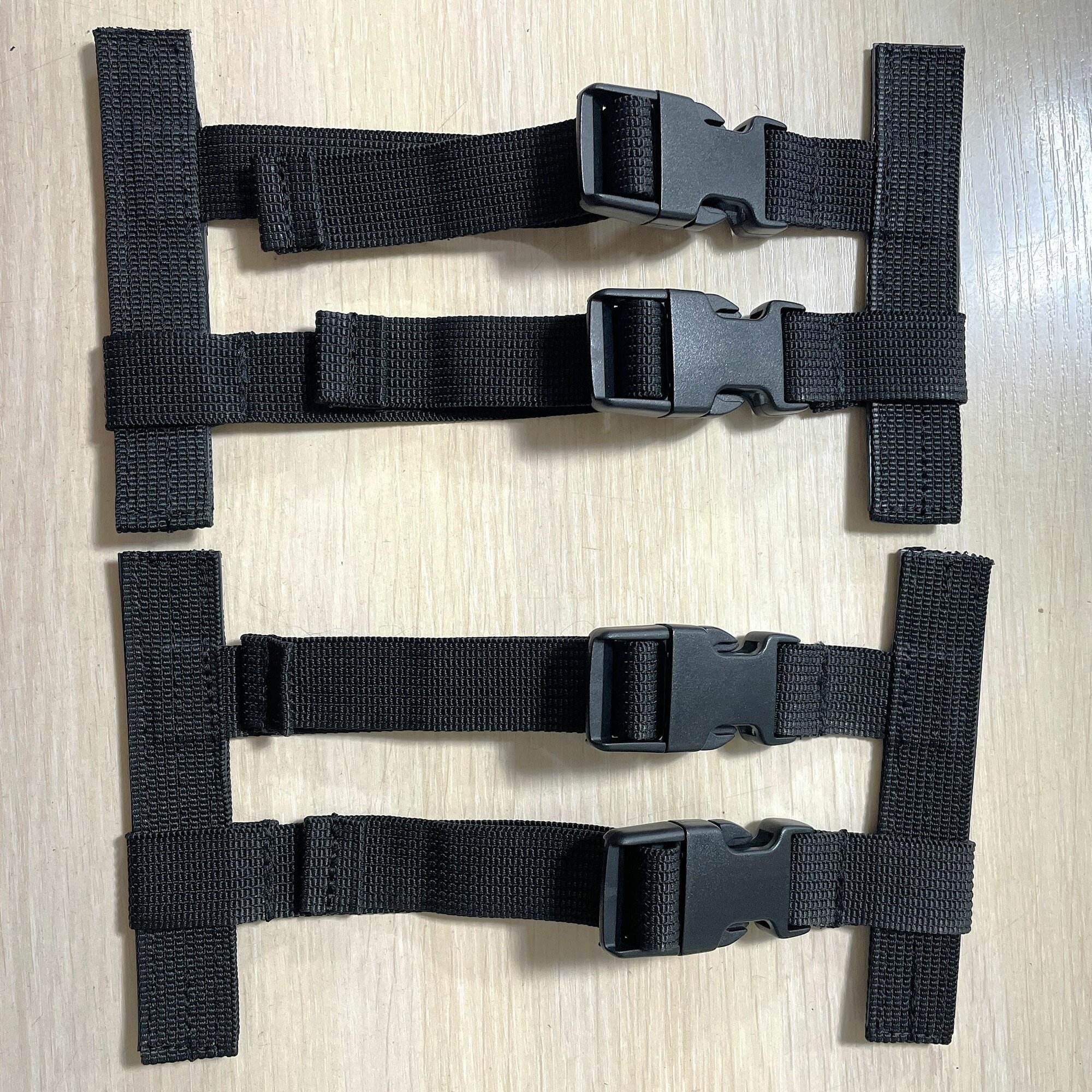 Боковой крепеж универсальный 2 шт. черный (Воентурснар)