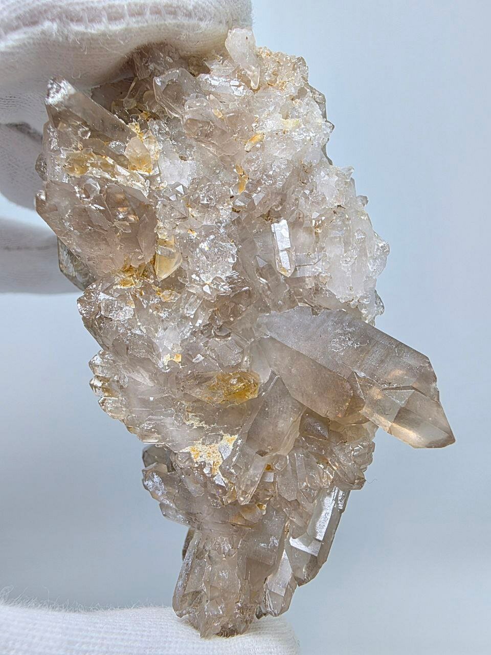 Щётка кристаллов дымчатого кварца 79 мм, 100 г — фото 1