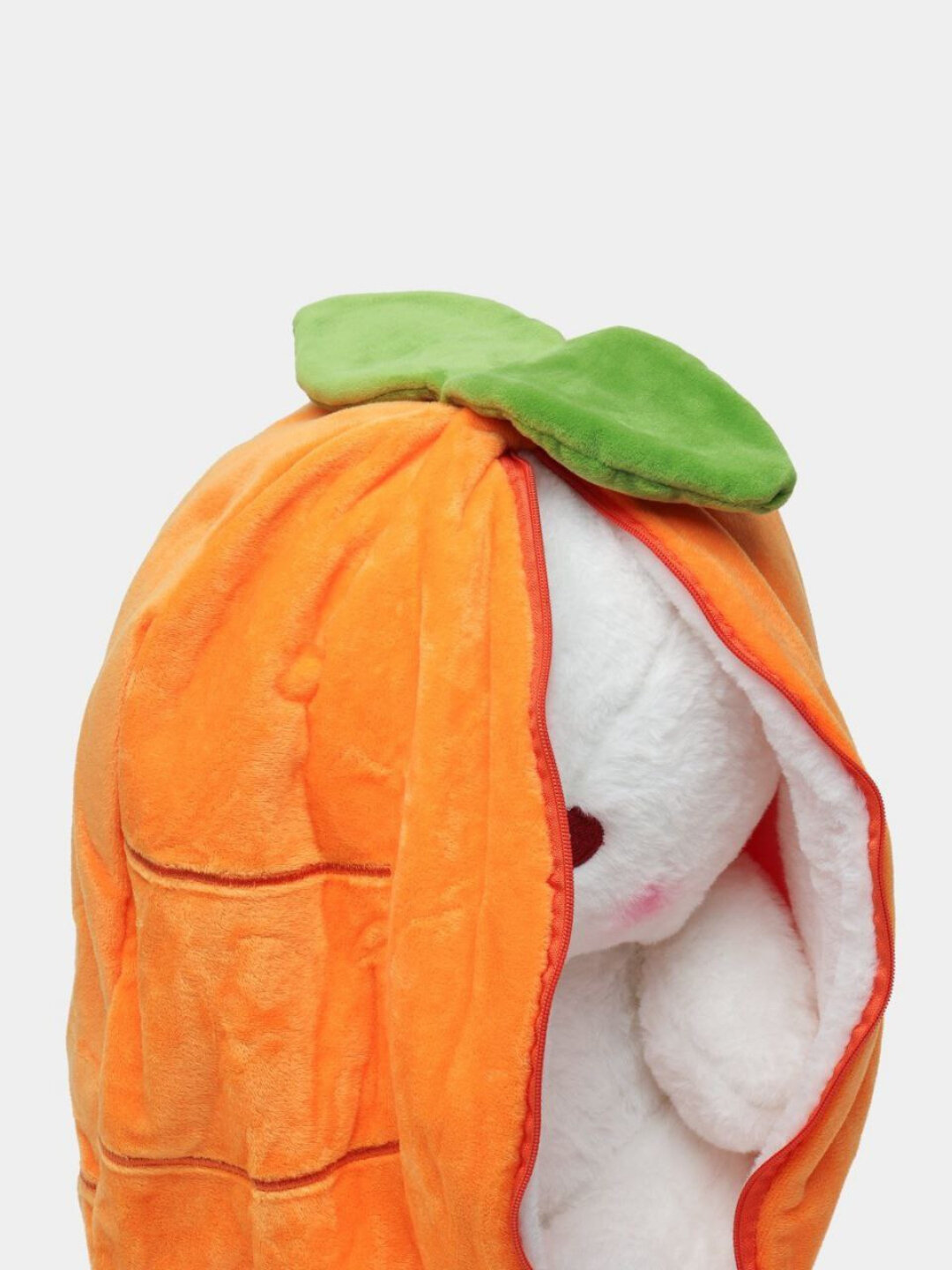 Мягкий кролик, с клубникой и морковью — фото 1