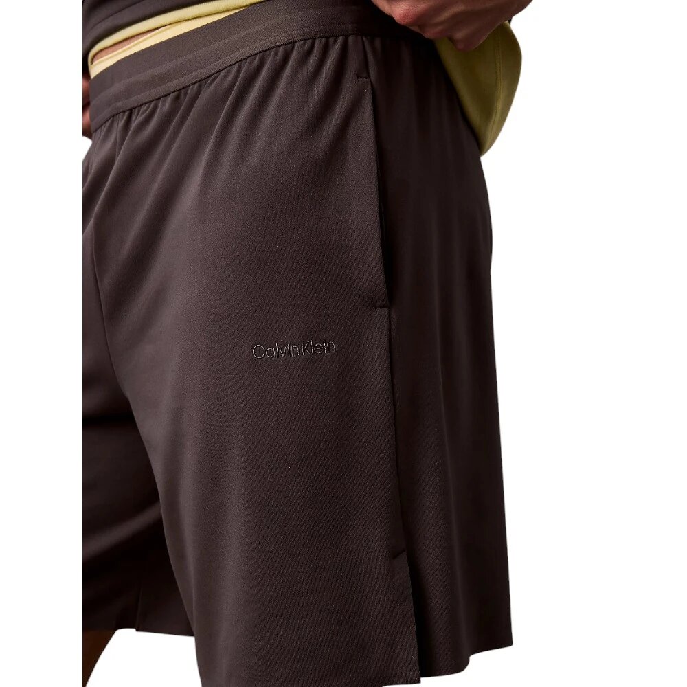 Шорты CALVIN KLEIN, размер  S, коричневый — фото 1