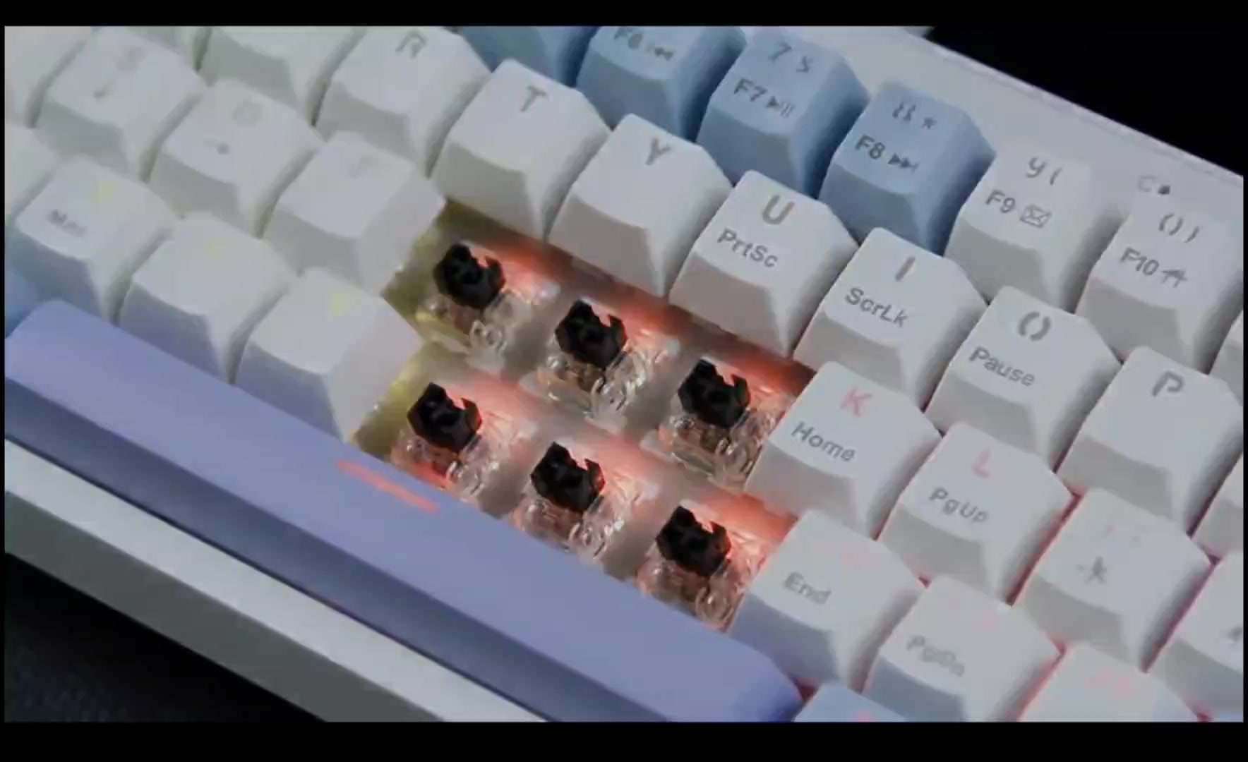 Игровая механическая клавиатура Zifrind Rgb подсветкой с 98 клавиши игры, мультимедиа Серебристый — фото 1