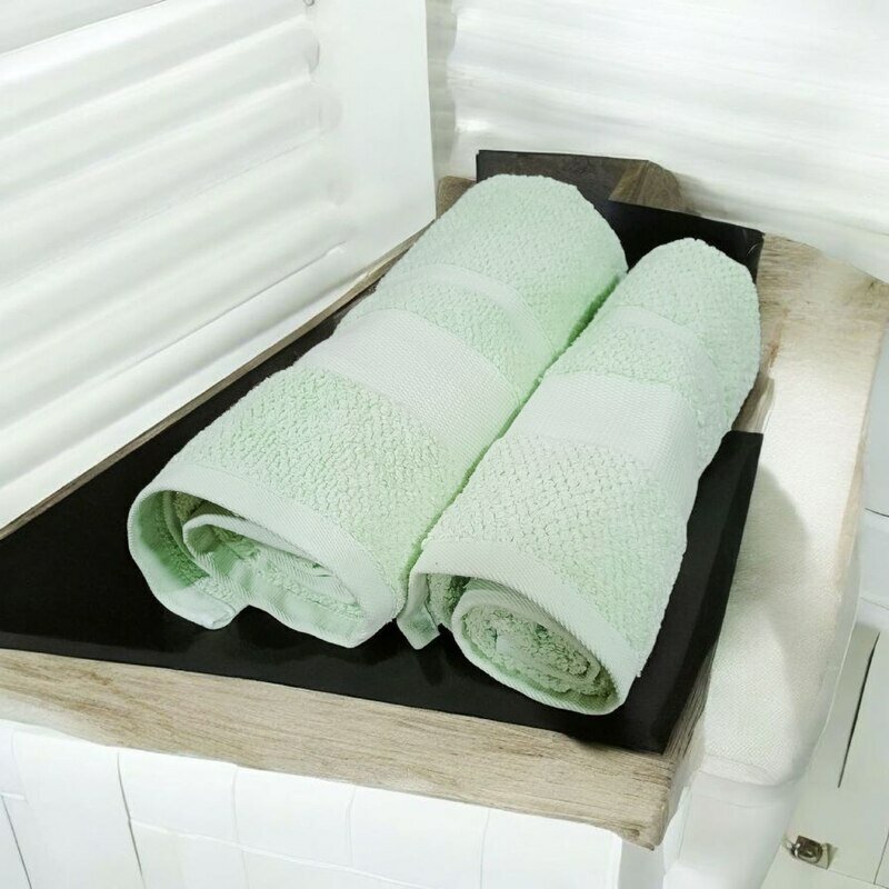 Набор полотенец LINENS для тела и лица, махровые, 140x70 см, светло-зеленые, в подарочной упаковке