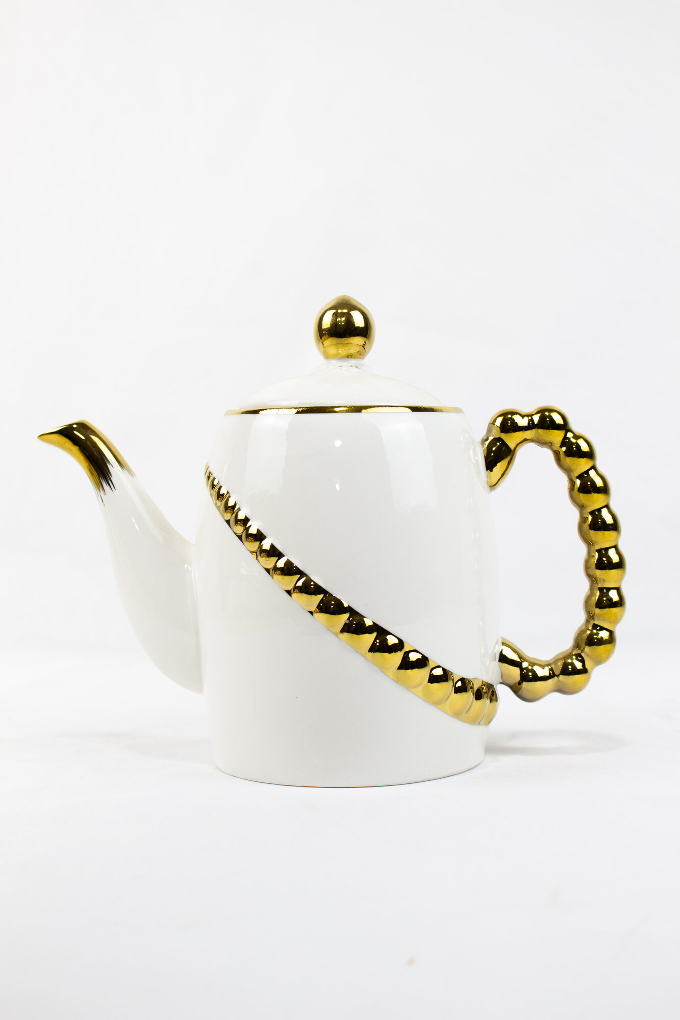 Набор чайника с чашками, в наборе 6 чашек керамический белого цвета — фото 1