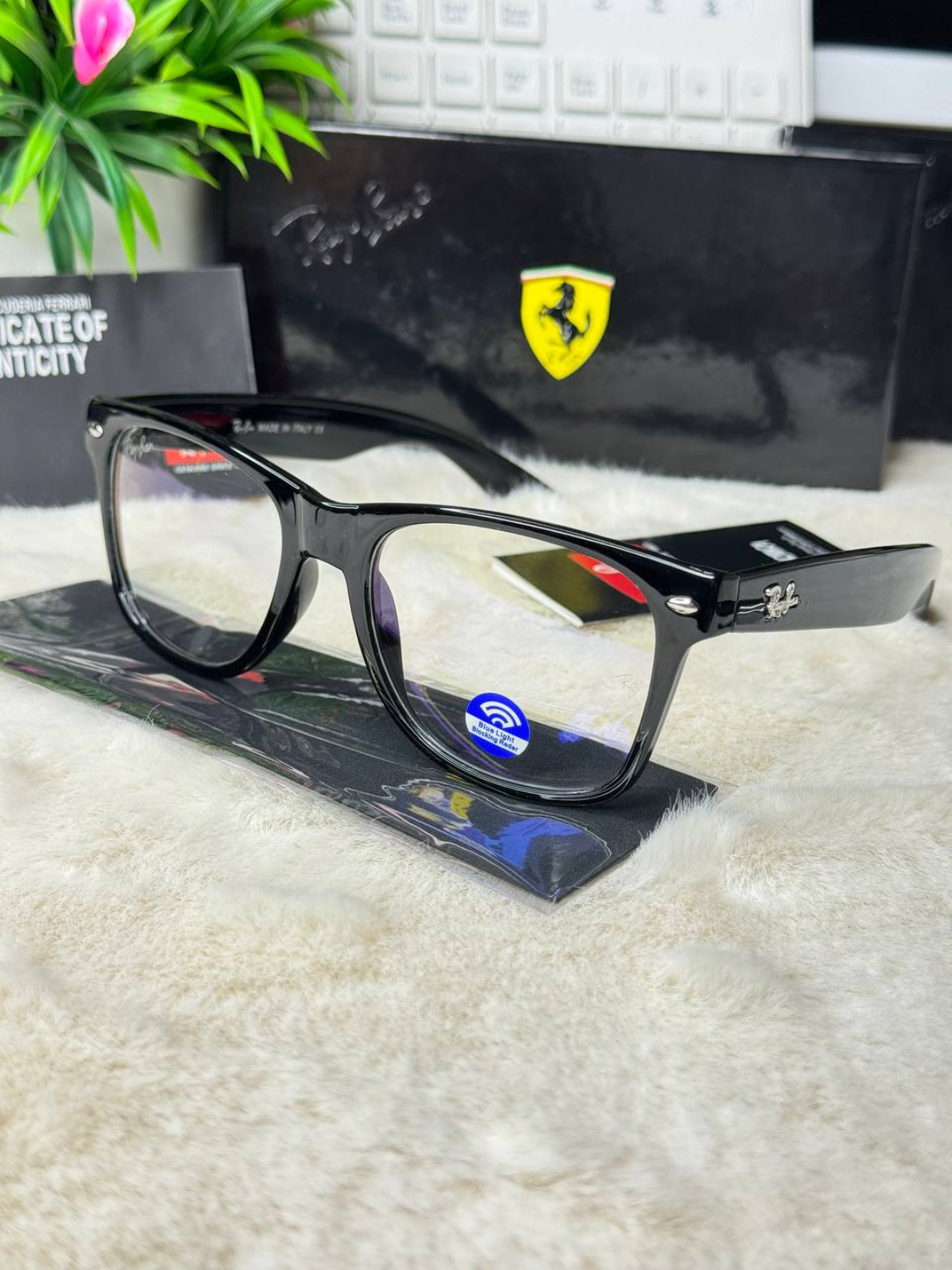 Солнцезащитные очки