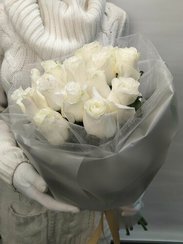 Изображение товара Букет, Decoriflora, "Белоснежное поле" роза Эквадор, цвет белый, 15 шт