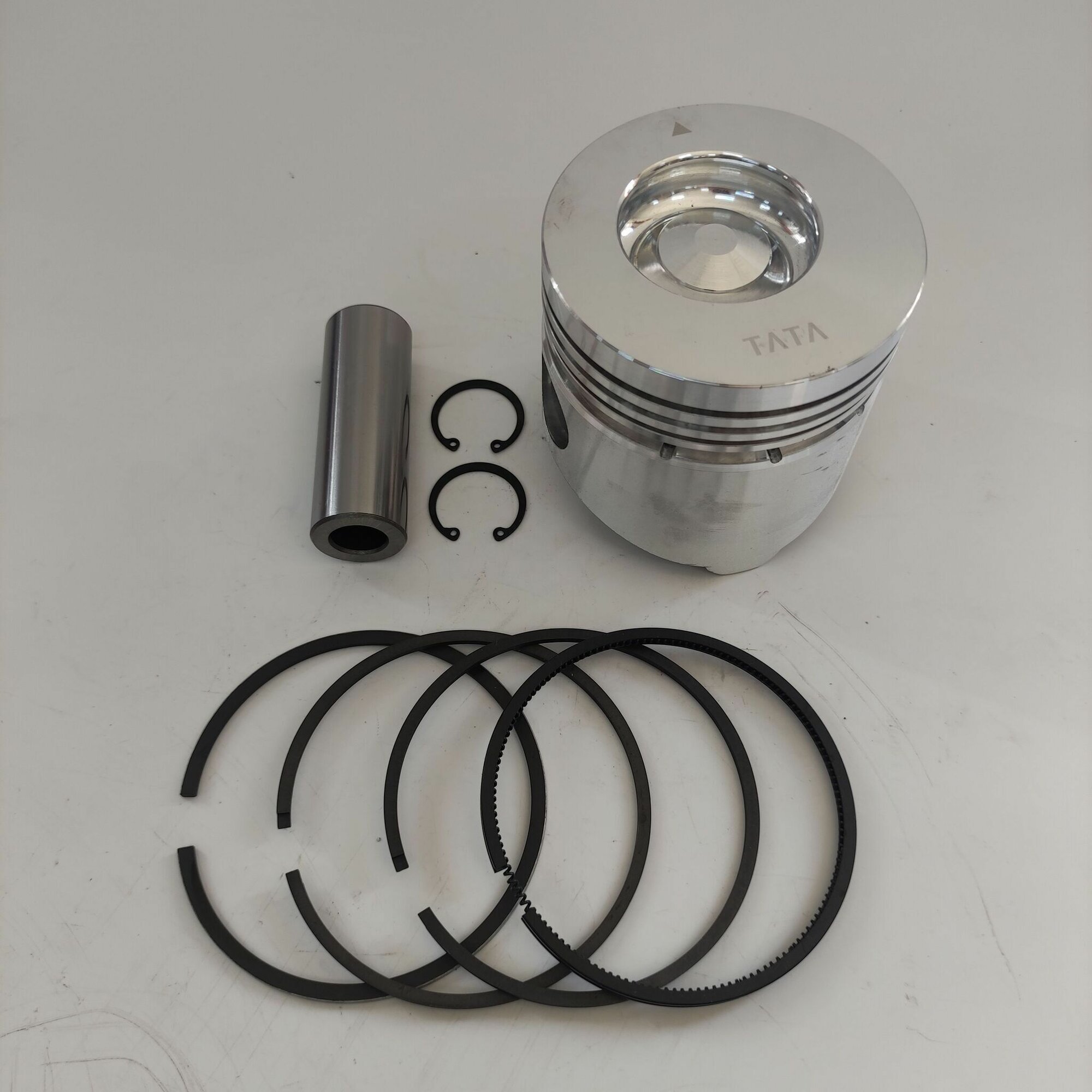 Поршень в сборе прямой впрыск R195 0 ремонт 0,00 мм. А-38 на дизельный двигатель на тяжелый мотоблок