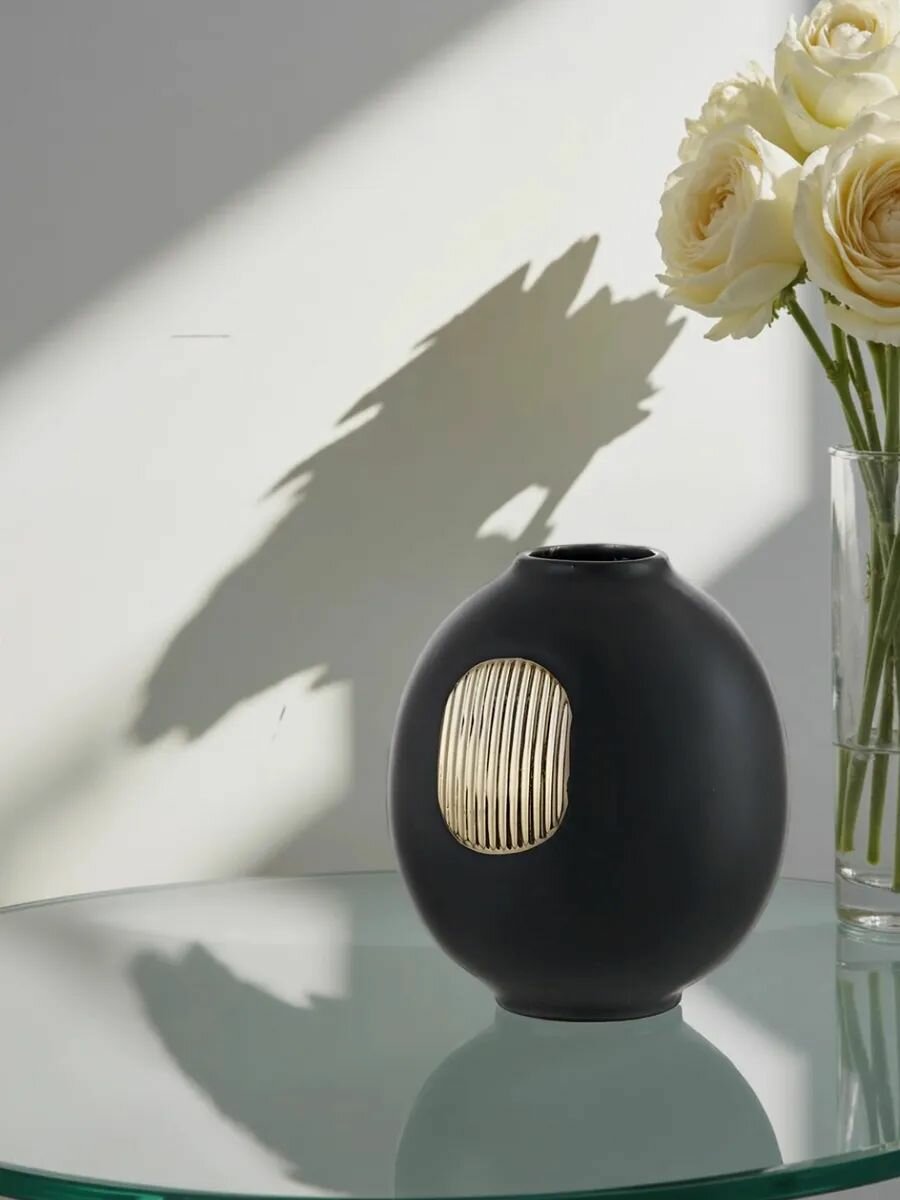 Ваза керамическая, 30*18*18см, настольная, цвет черный с золотым — фото 1