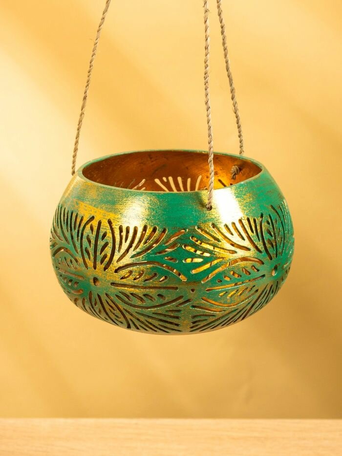 Подсвечник подвесной из кокоса, 14 14 10 см, голубой с золотым