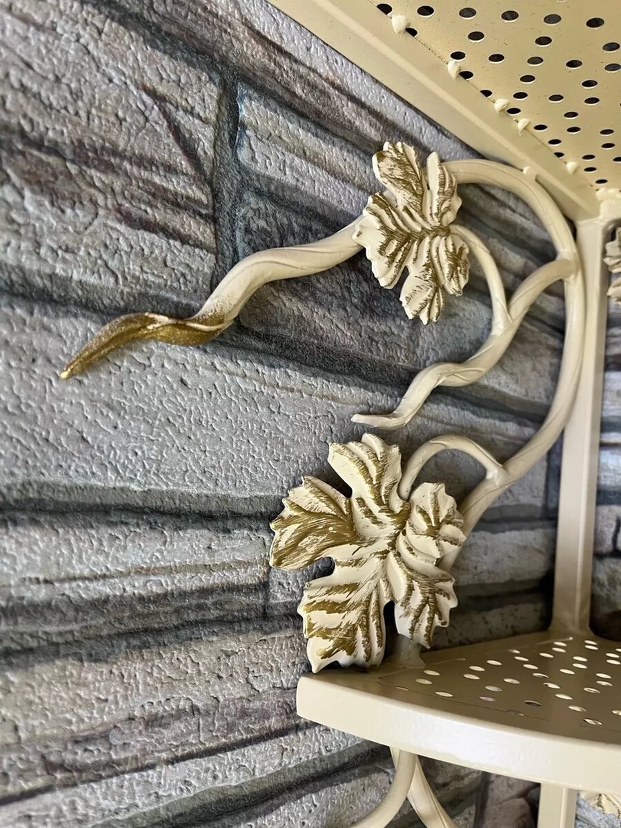 Кованая угловая полка , слоновая кость+золото, 3 отделения, ручная работа — фото 1