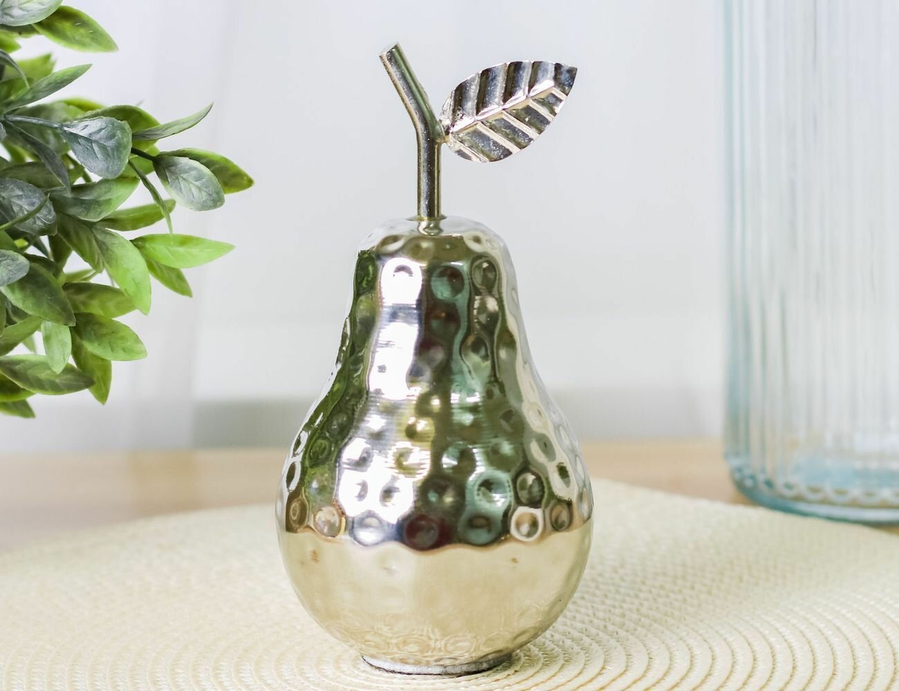 Декоративная фигурка груша пуар металл серебряная 20х9 см Koopman International A68100590-2