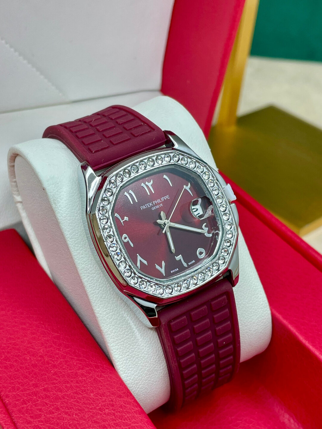 Наручные часы 120