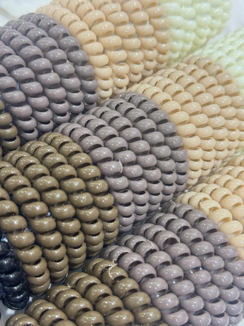 Резинка для волос "Комфорт и стиль", спиральная, черная, пластик, 5 см, 3 шт.