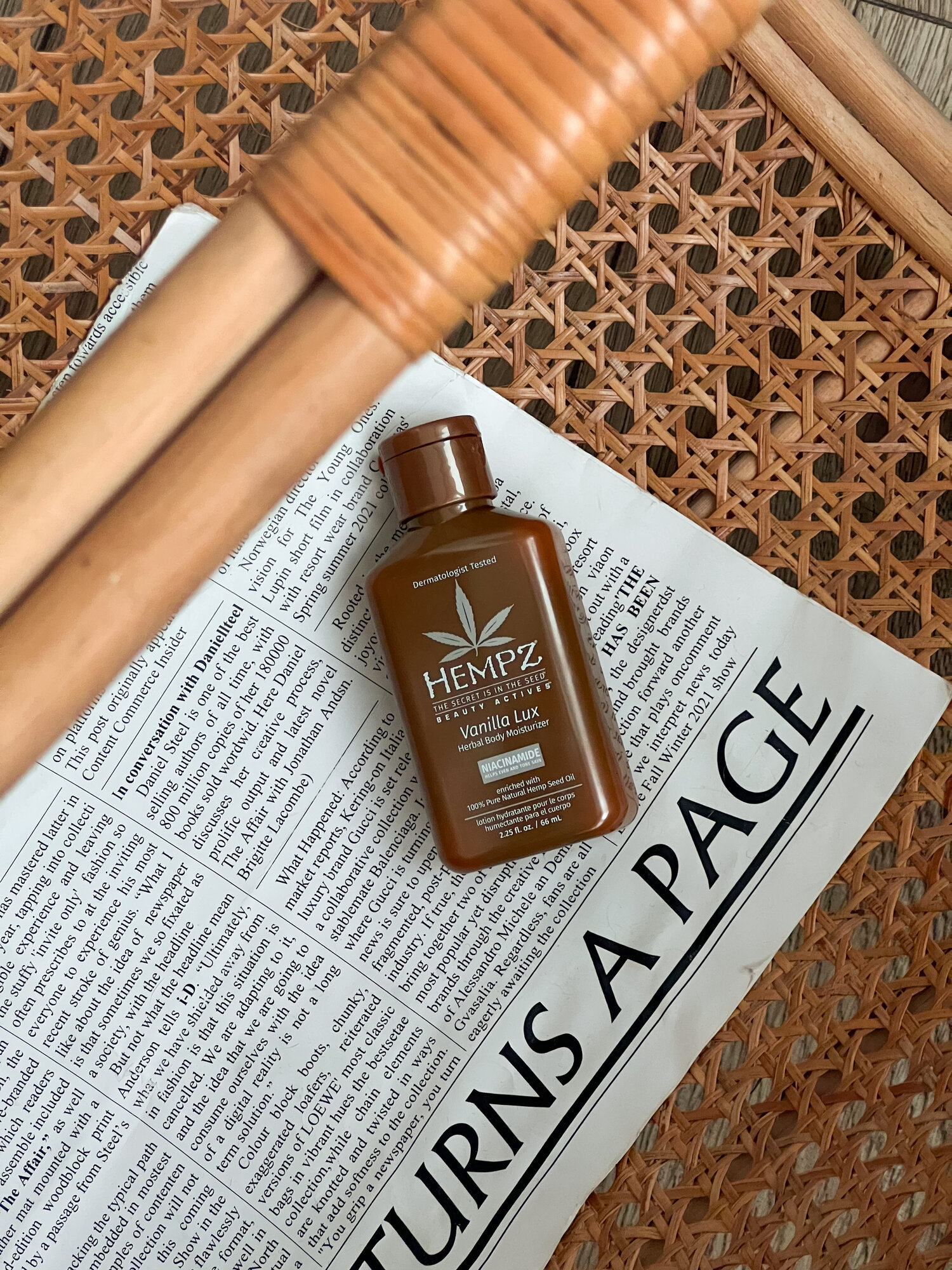 Молочко для тела Hempz Vanilla Lux ваниль для всех типов кожи 66 мл
