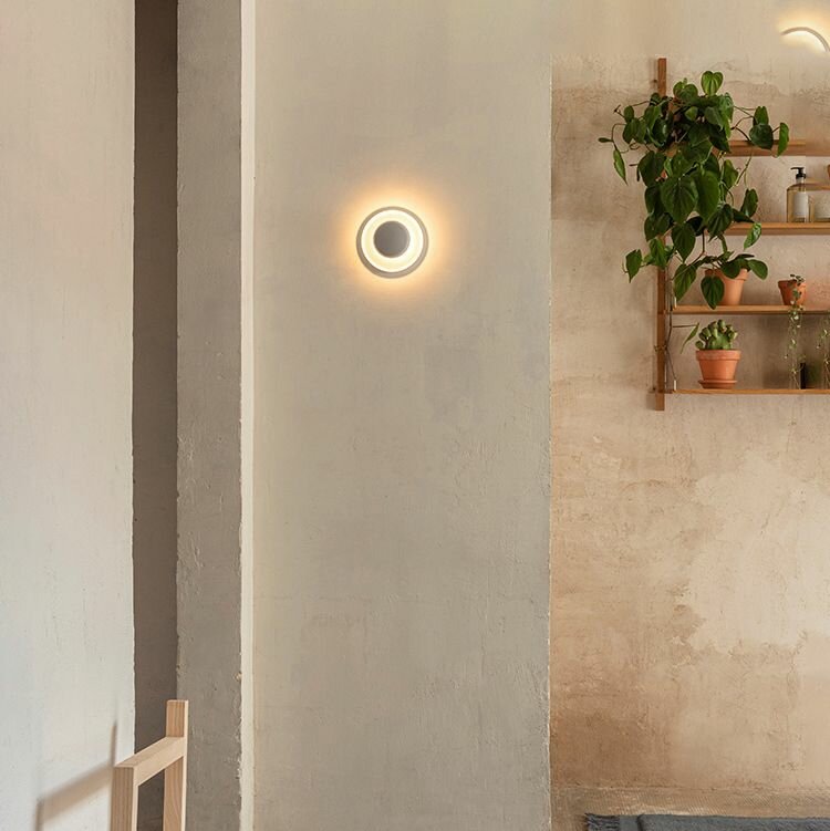 Потолочный светильник Vibia минималистского дизайна, Испания