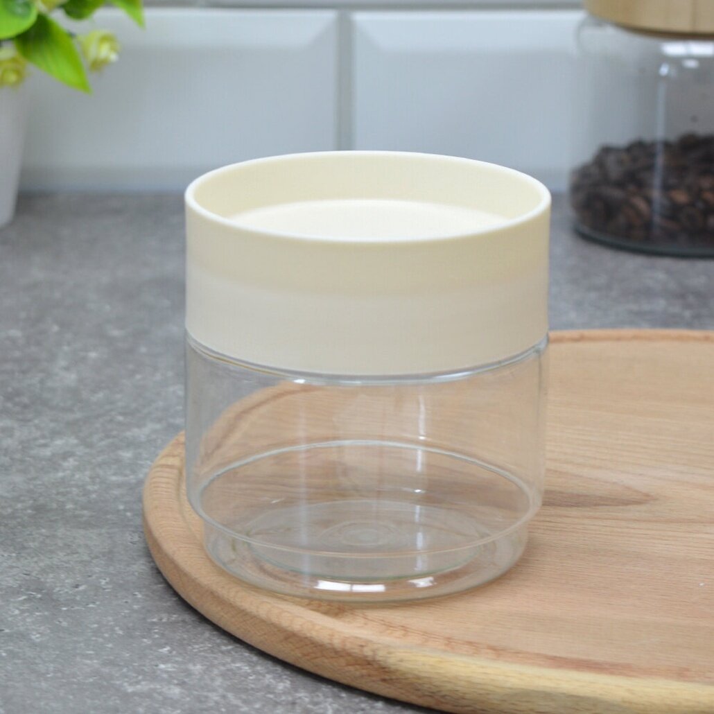 Емкость для сыпучих продуктов 05л светло-бежевый с винтовой крышкой