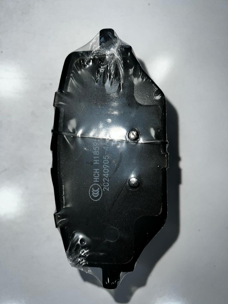 Тормозные колодки CHE MA CHI, для Li Auto L7, L8, L9, черные, задние — фото 1