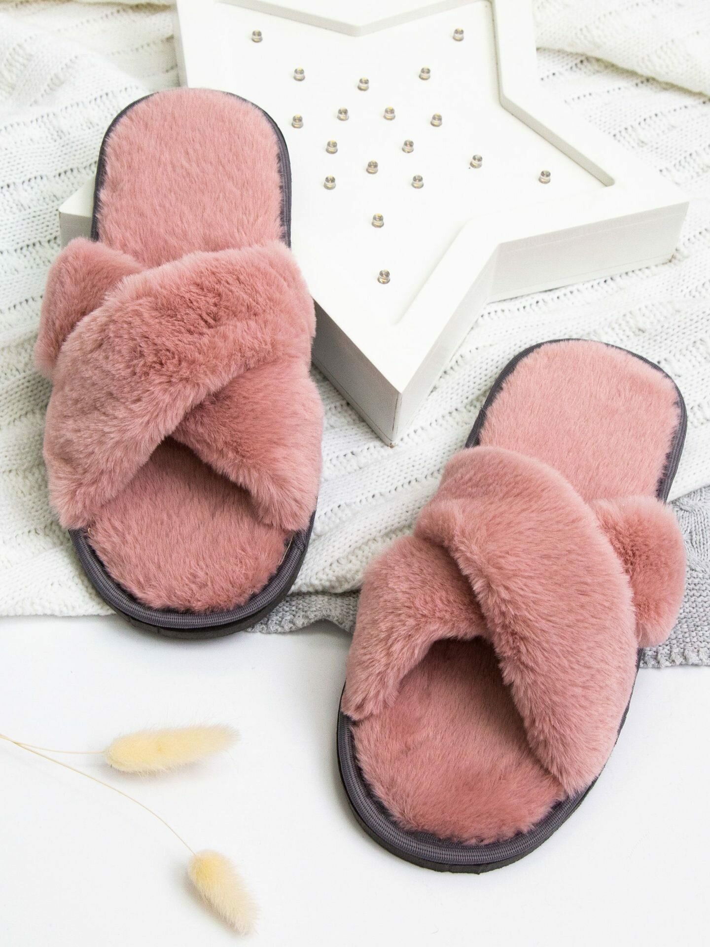 Тапочки Amaro Home Мех крест  размер 39 41  фуксия