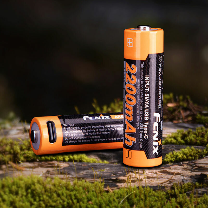 Аккумулятор Fenix ARB-L14-2200U, с USB-разъемом, Li-Ion, 2200mAh, черный