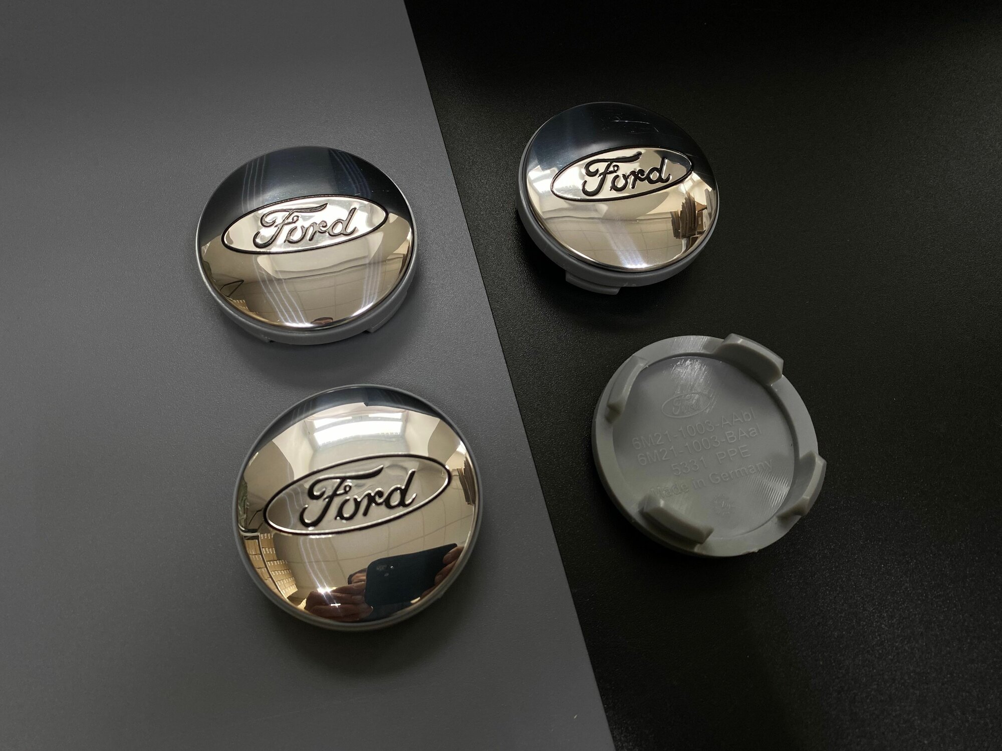 Заглушки диска Форд/Колпачки для диска Ford 54/50 мм серебристый (комплект 4 шт) 6M21-1003-Aabl 6M21-1003-Babl