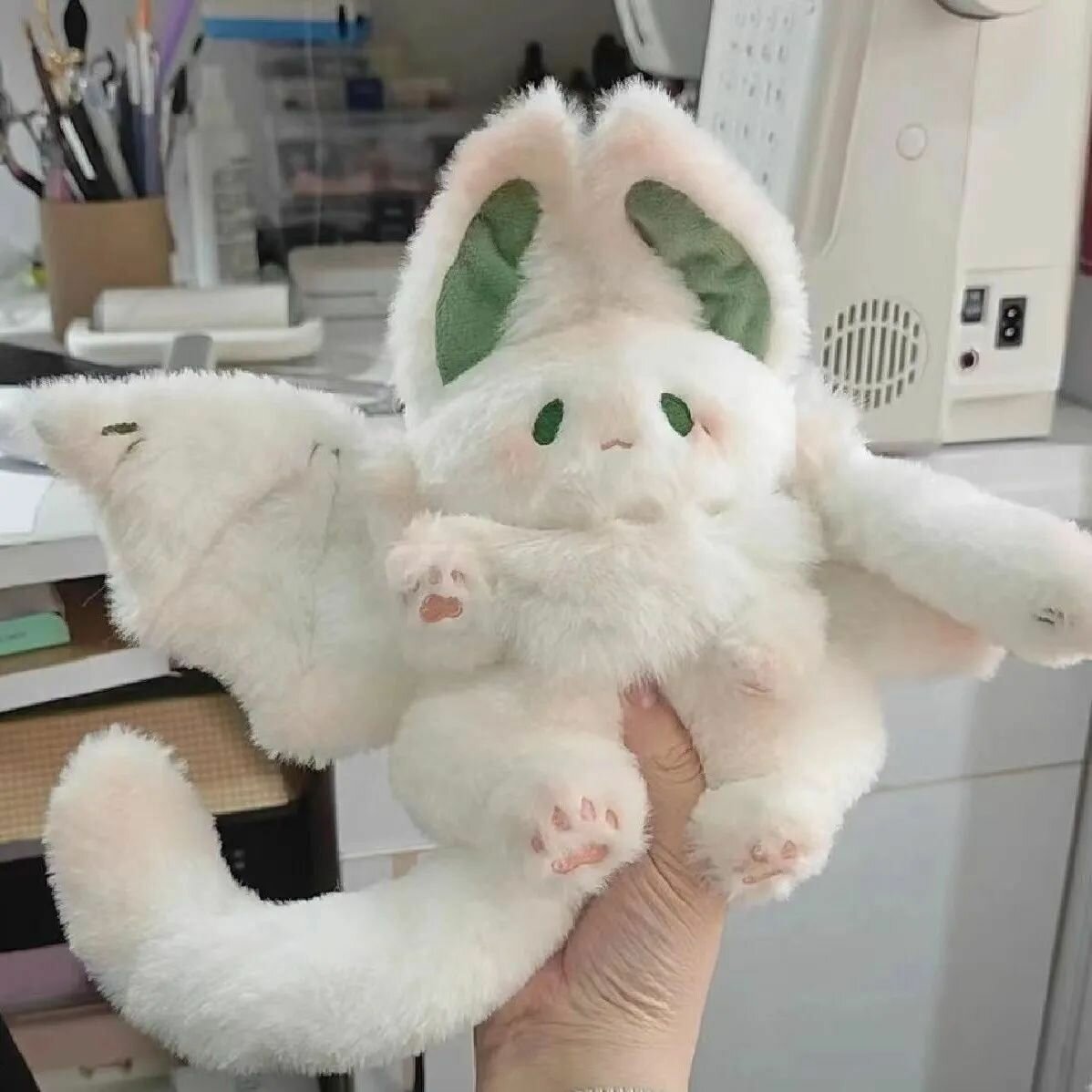 Мягкая игрушка летучая мышь кролик с крыльями 35 см