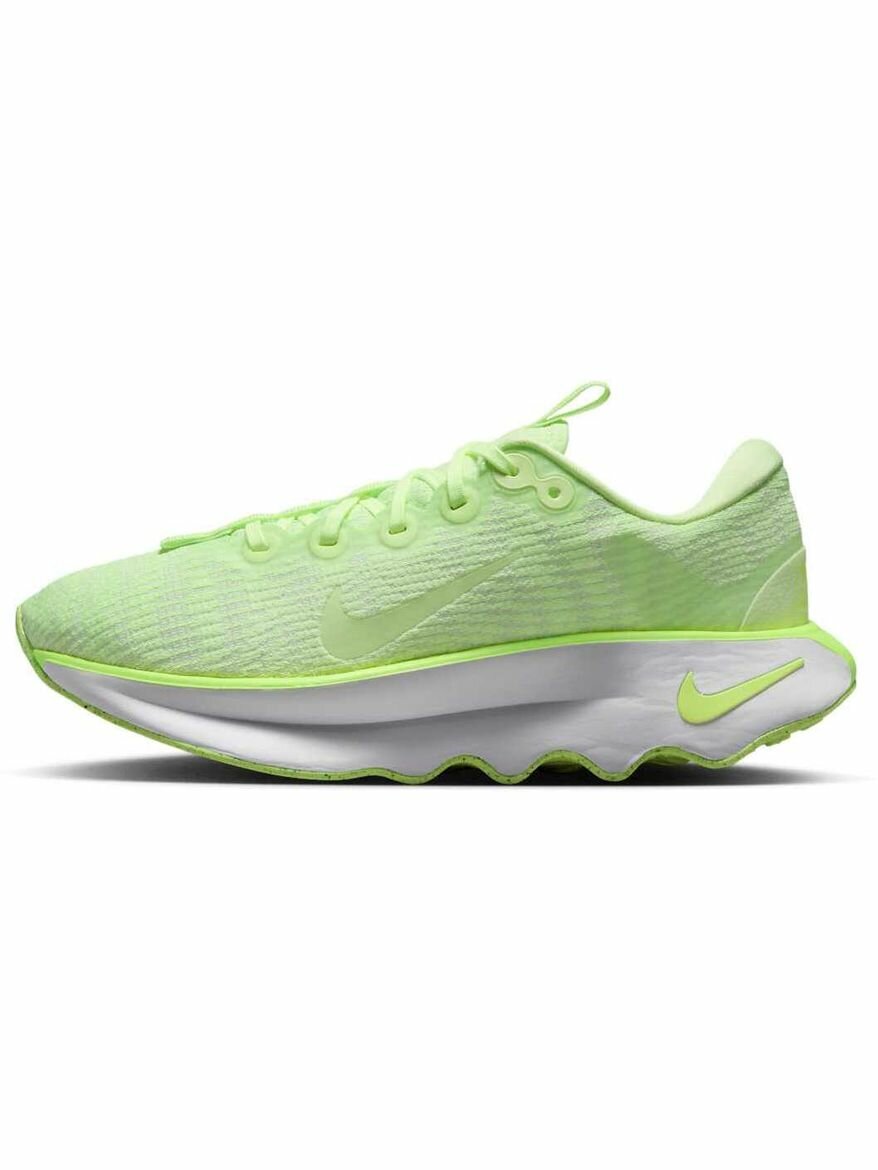 Кроссовки NIKE Motiva, полнота F (EU)/ на среднюю стопу, размер 9,5 US, желтый