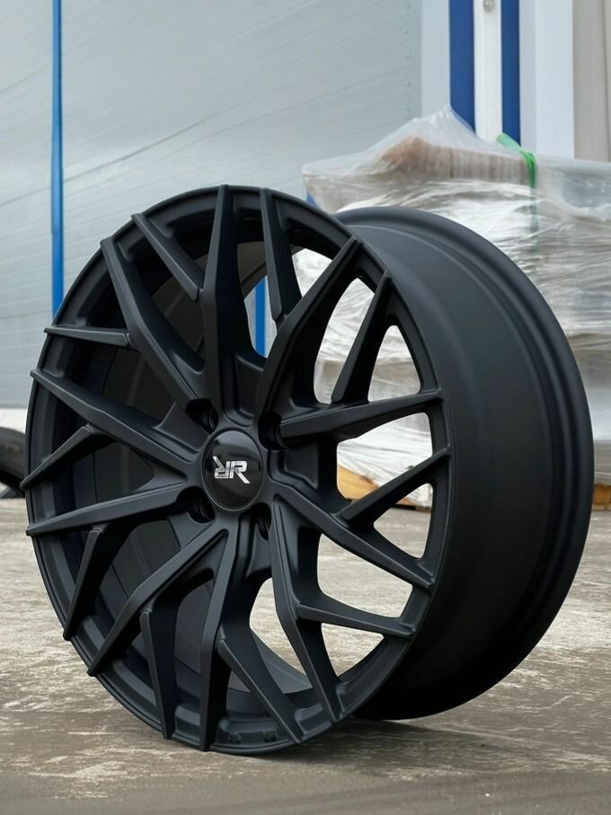 Диски автомобильные RR CSS3347 16*7,0 4*100 ET42 60,1 BLK/M
