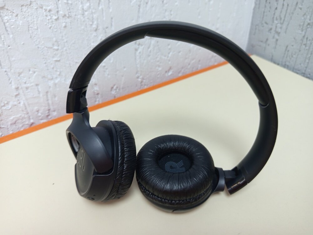 Беспроводные наушники, JBL Tune 510BT, Global, черного цвета, б/у, уценка
