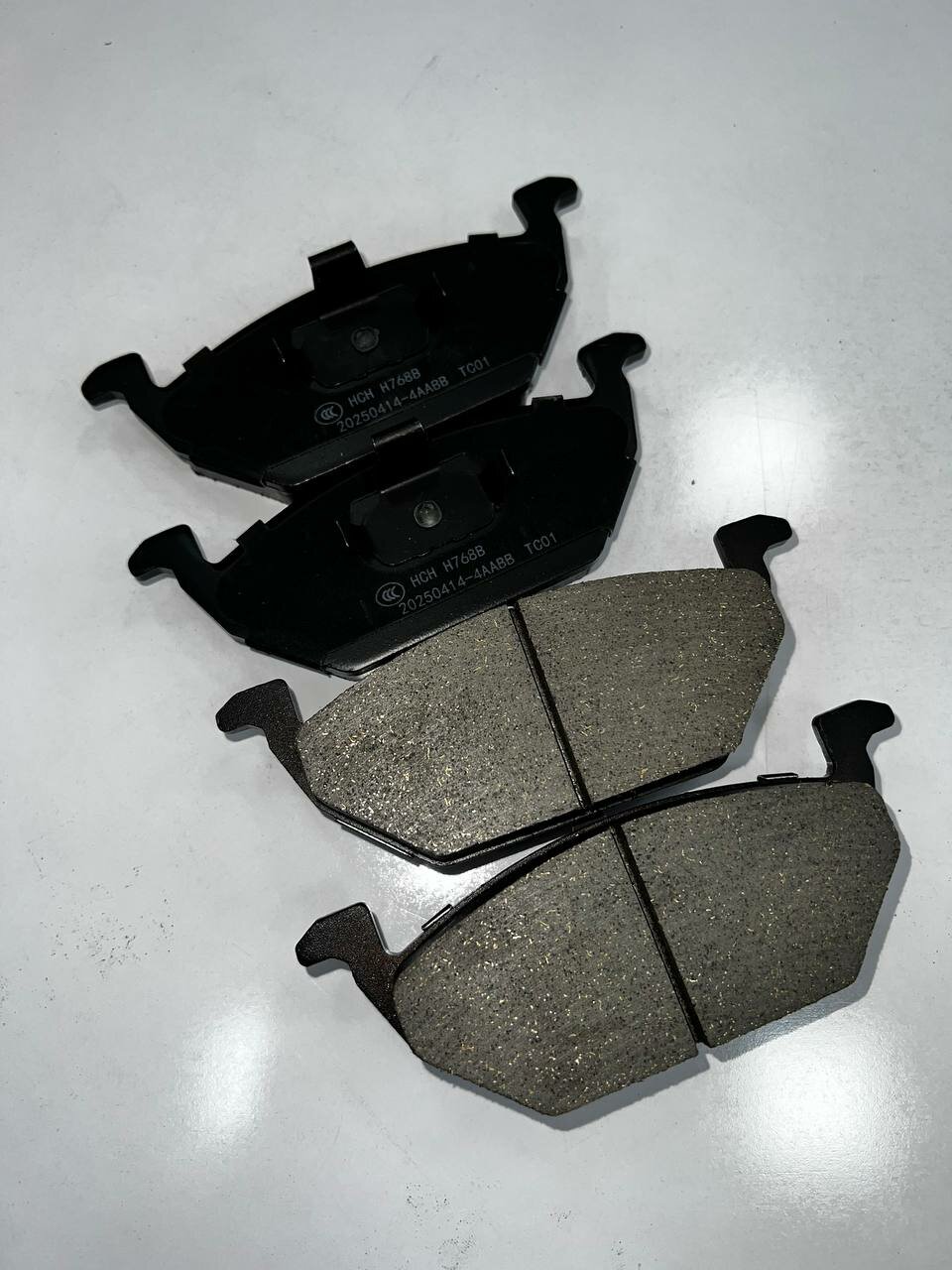 Тормозные колодки CHE MA CHI, для Volkswagen Jetta/Polo, передние, дисковые, чёрные — фото 1