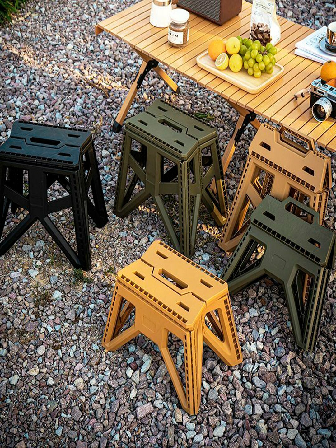 Пластиковый складной стул — фото 1