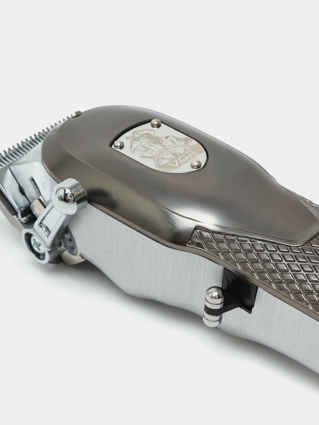 Машинка для стрижки VGR V-276, питание от сети, роторный двигатель — фото 1