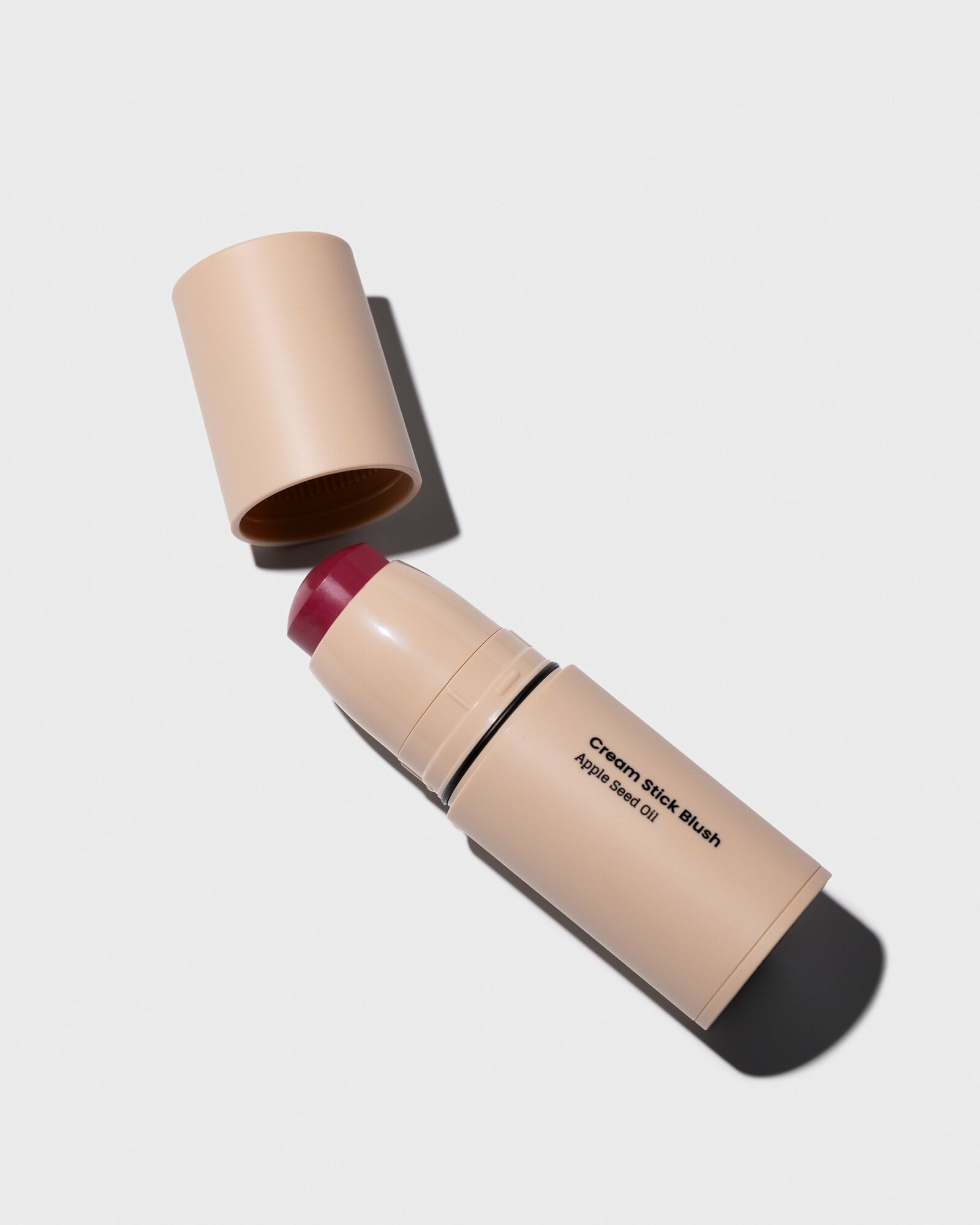 Кремовые румяна в стике Cream Stick Blush №213 INTENSE PINK — фото 1
