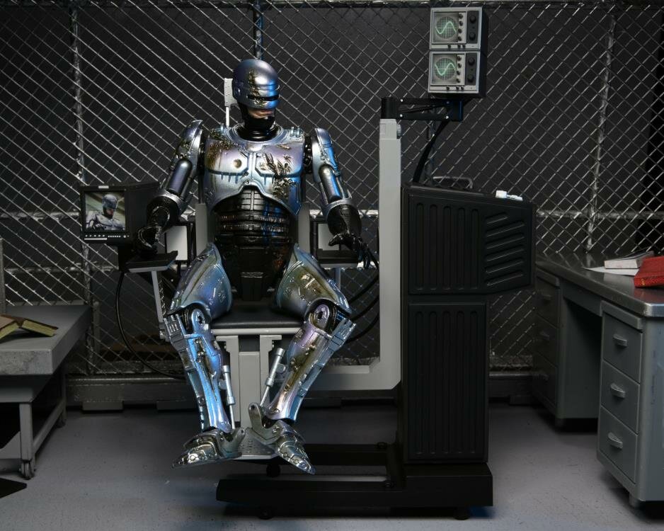 NECA RoboCop Ultimate Battle-Damaged с креслом (7″, 35-летие фильма) — фото 1