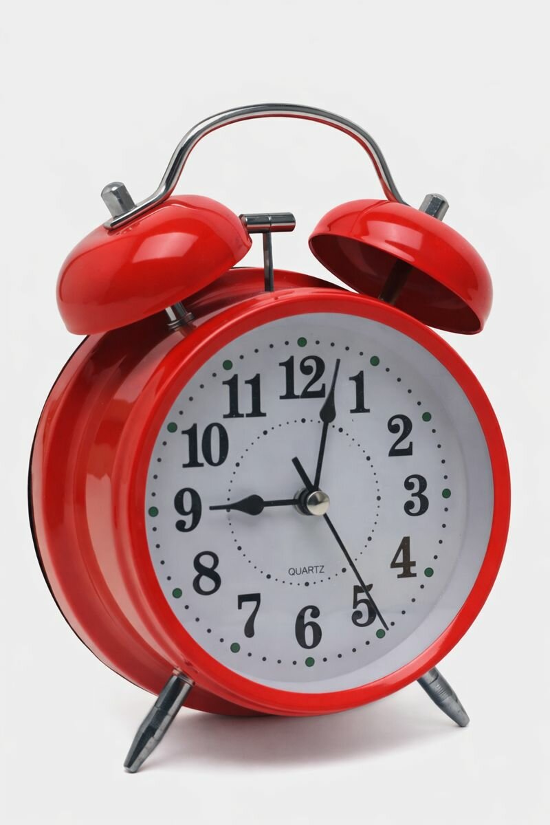 Часы с будильником