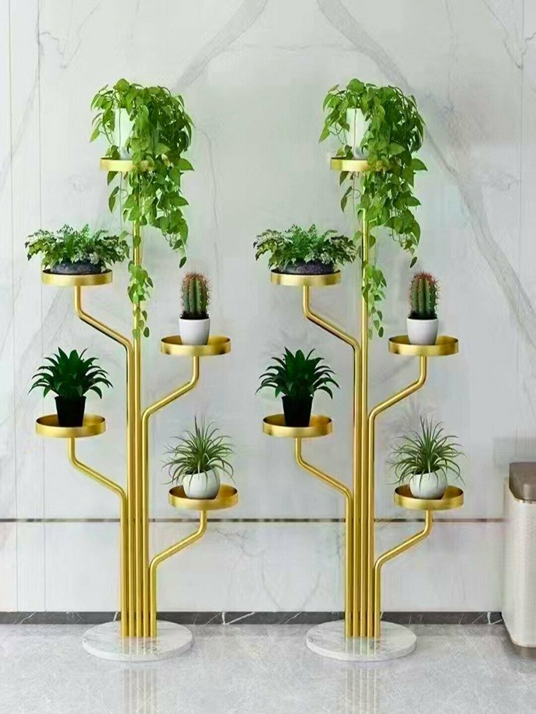 Многослойная металлическая подставка, для цветочных растений, в гостиную
