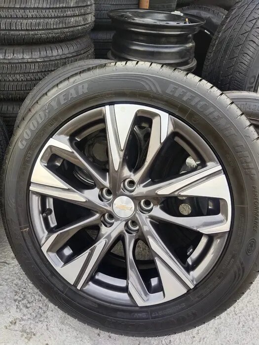 Автомобильные Диски Redline "LARGO Tracker" R17, черные, литые, 4 шт, с чехлом новый стиль — фото 1