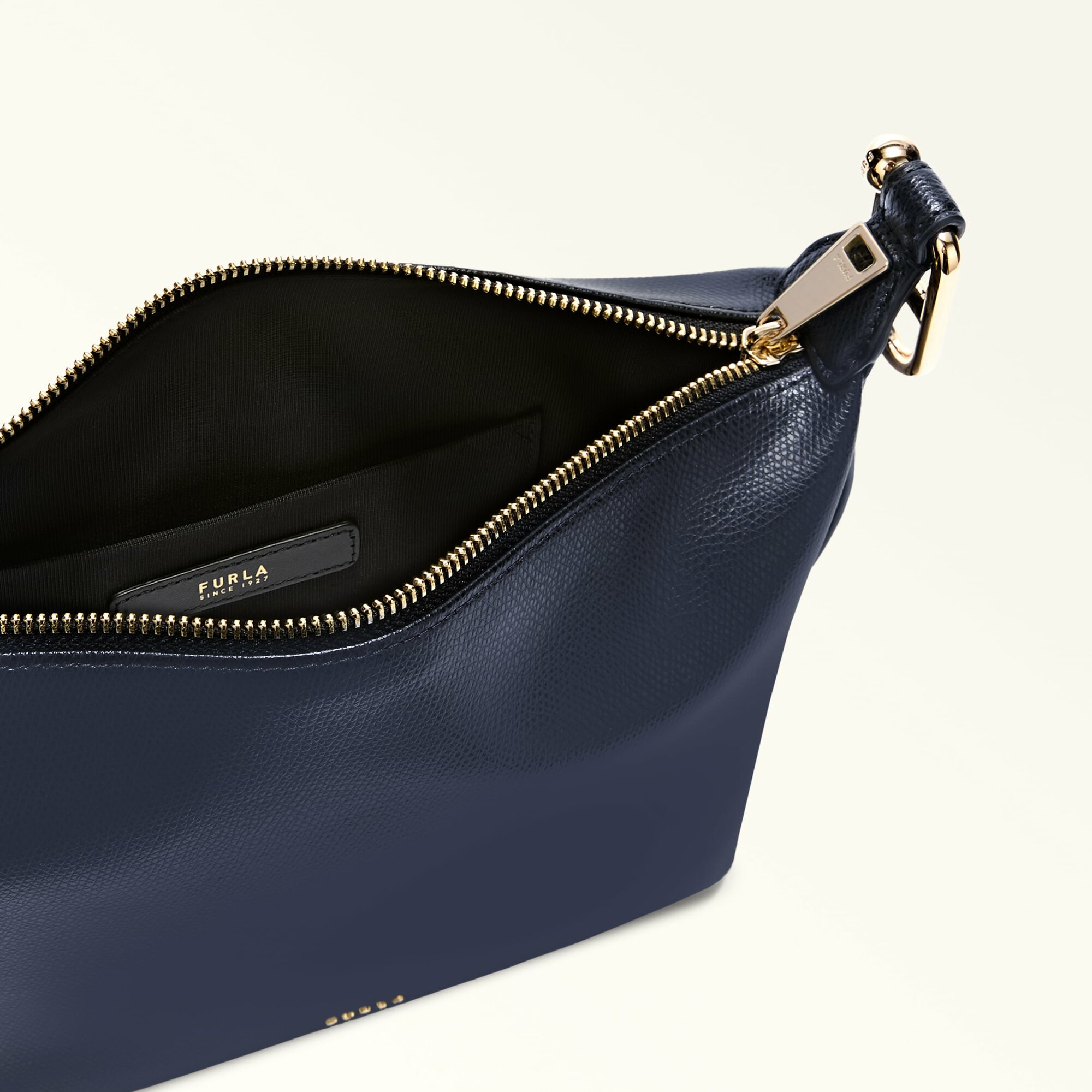 Сумка FURLA TONIE MINI HOBO — фото 1