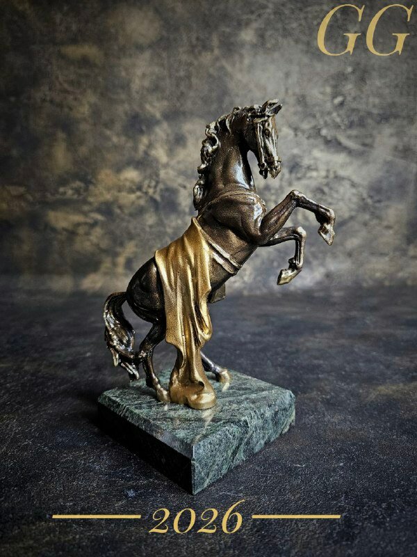 Статуэтка Символ года 2026 Конь - бронза, змеевик