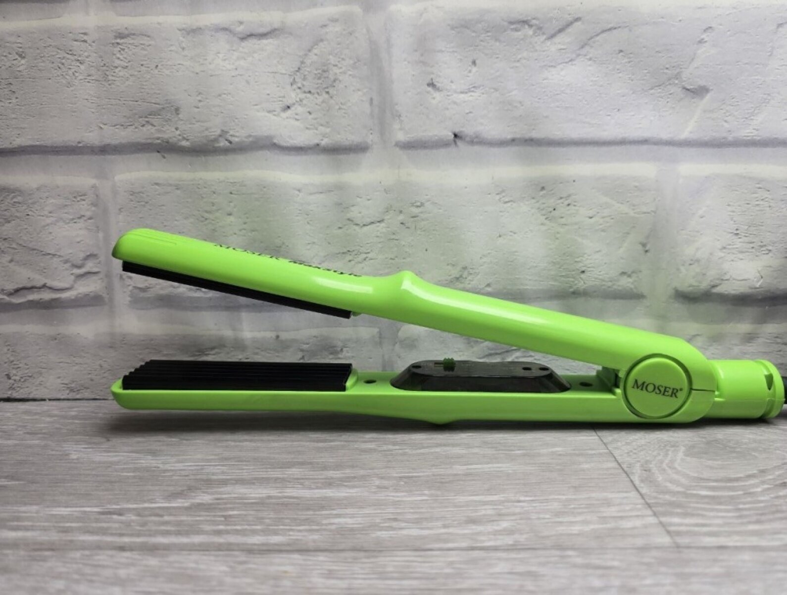 Щипцы-гофре для волос Moser Climper MaxStyle 4415-0050, 40 Вт