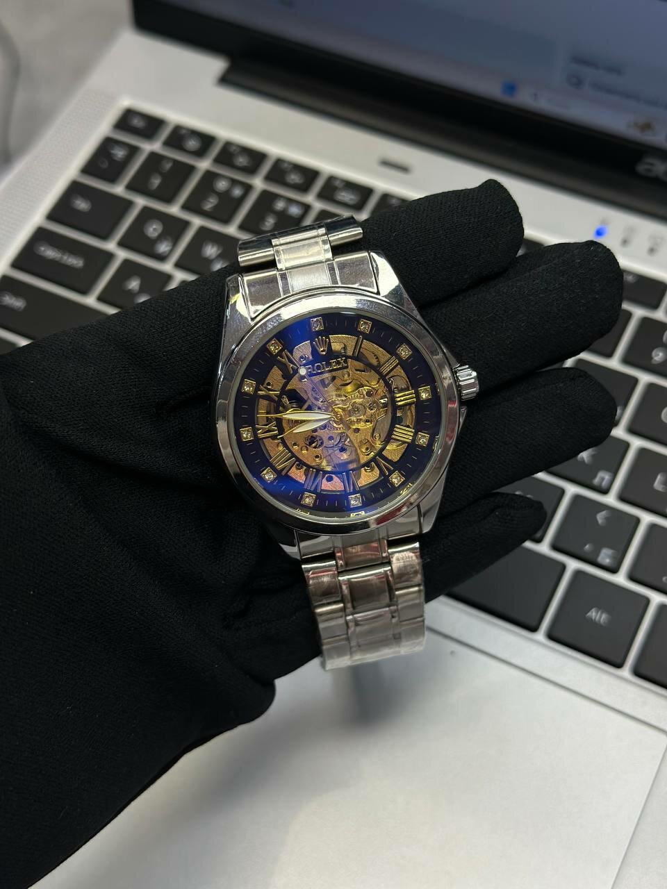 Наручные часы