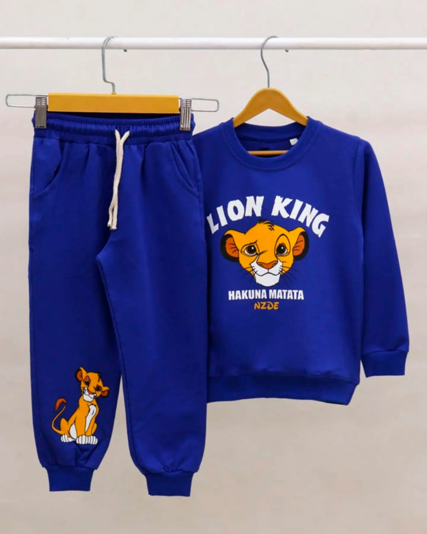 Комплект одежды