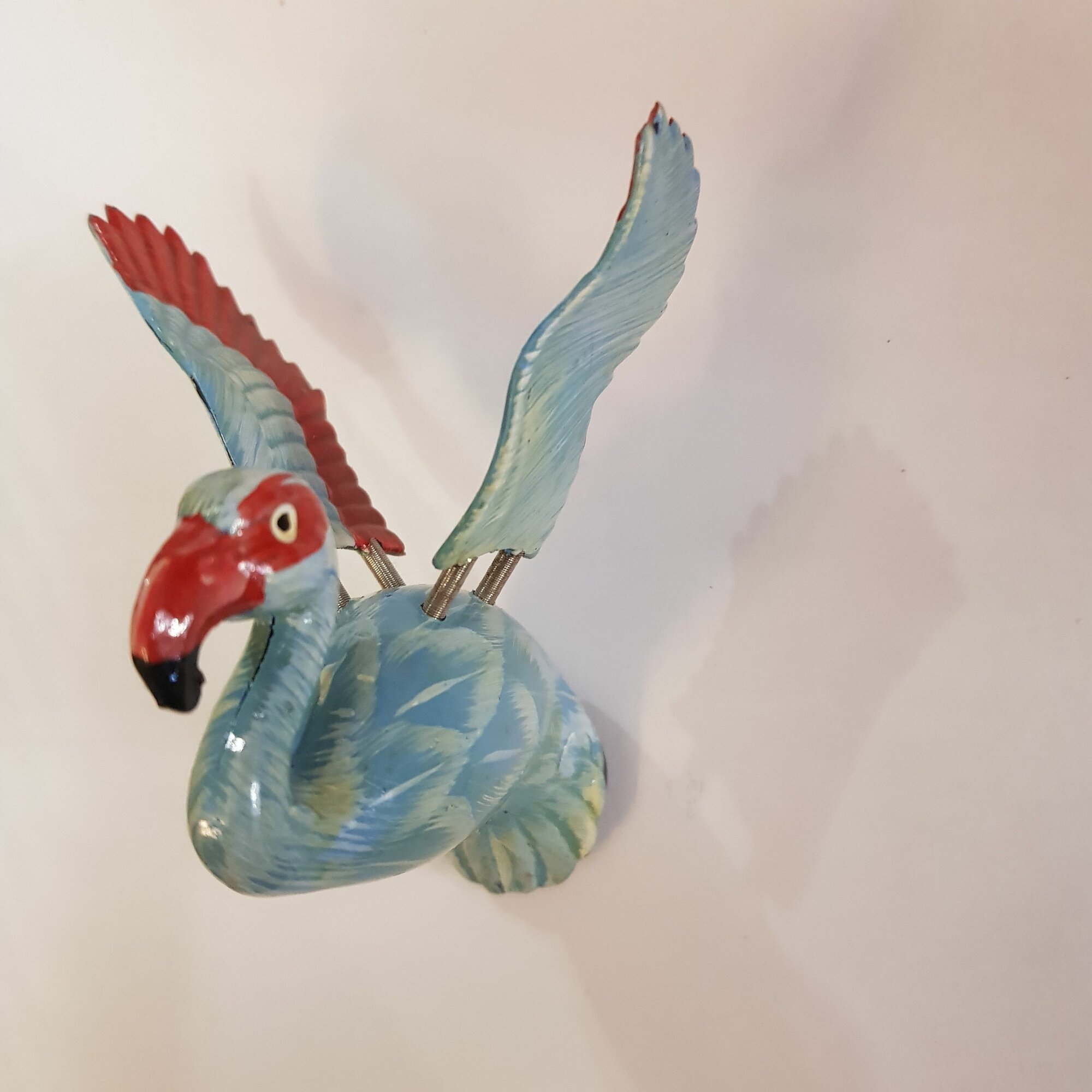 Изделие декоративное Магнит "Фламинго" крылья на пружинках трясутся, 10х8х3см, 1288В