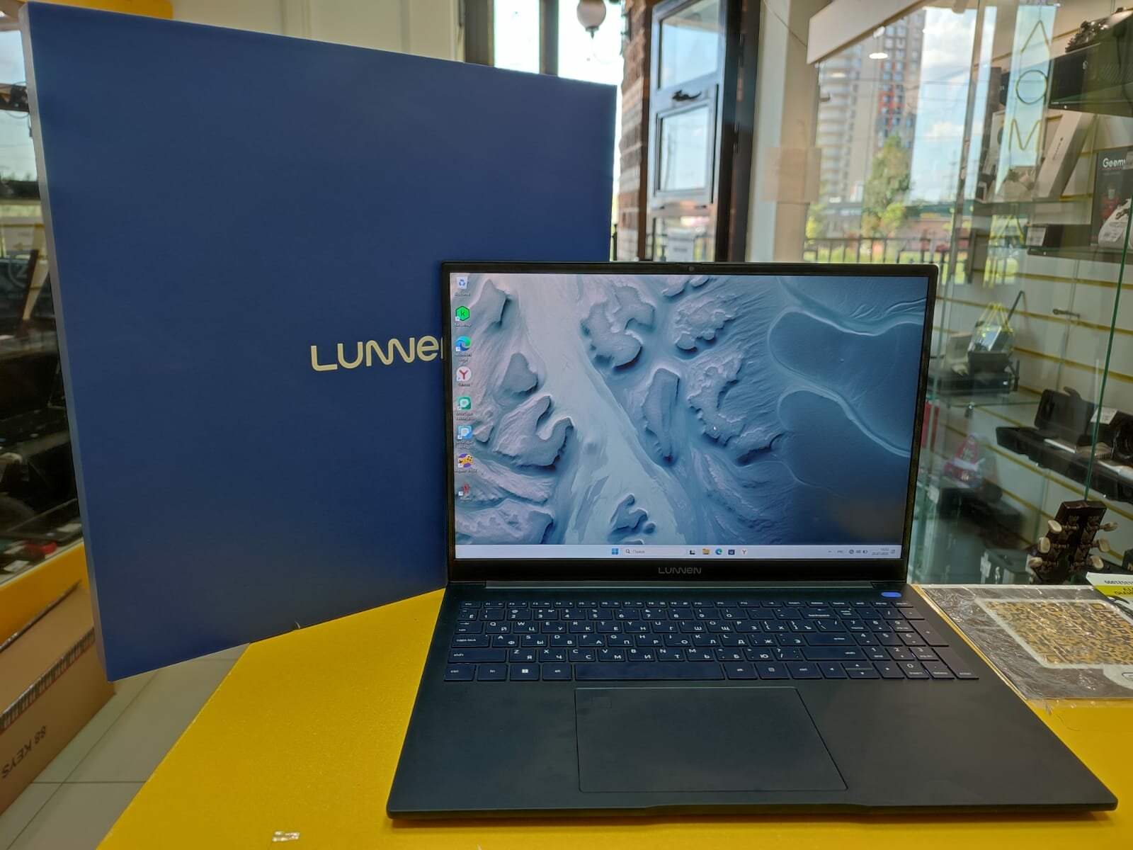 Ноутбук Lunnen Ноутбук Ground 16 (2025), AMD Ryzen 7 5825U, 16ГБ/512ГБ, (LL6FAWL03), синий