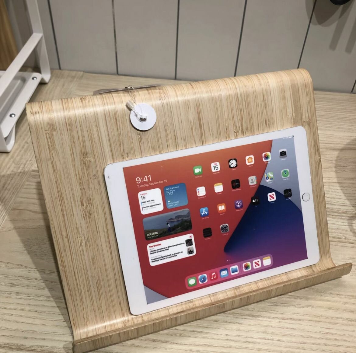 Подставка для планшета бамбук 26x16 см