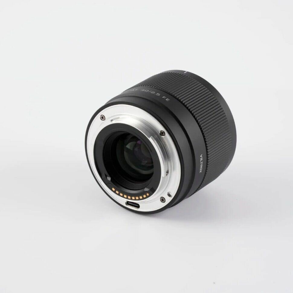 Объектив Viltrox AF 40mm F2.5 FF E-mount — фото 1