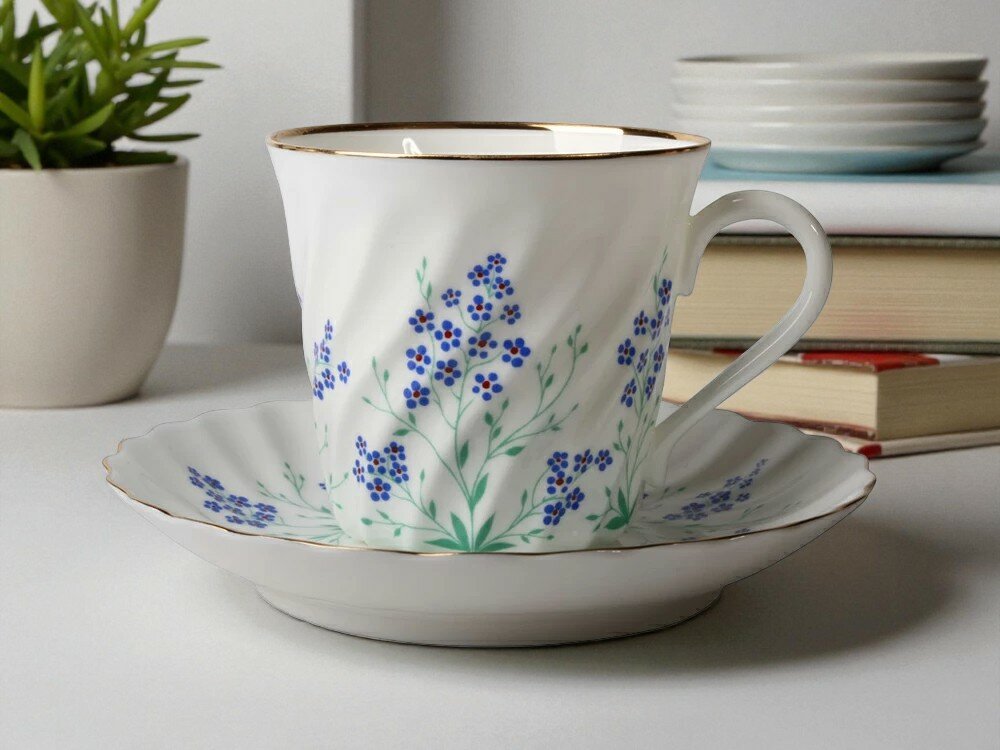 Кофейная пара "У ручья" с отводкой золотом, форма Витая, Императорский фарфоровый завод