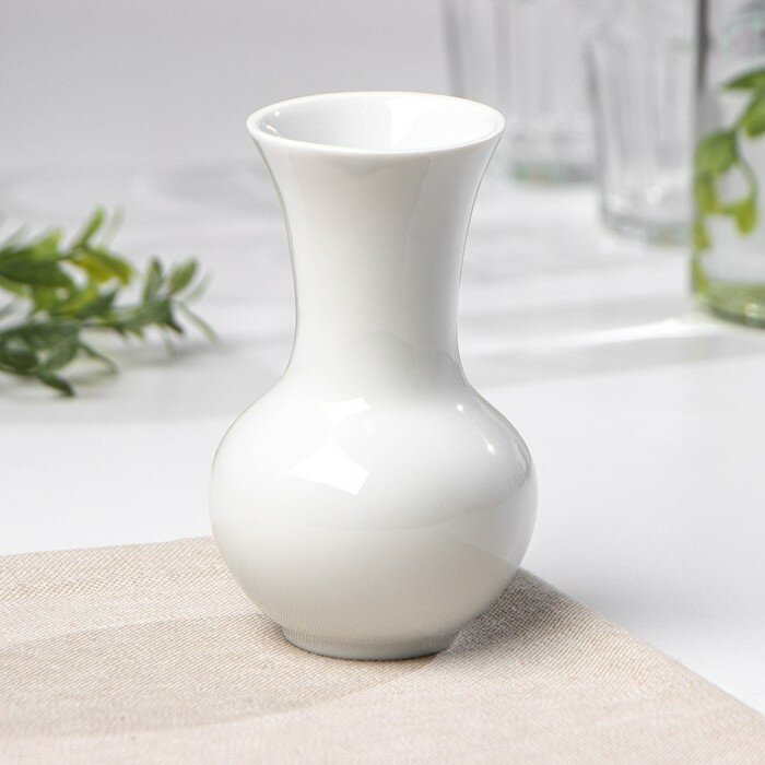 фото Ваза настольная «Голубка», фарфор, 11 см