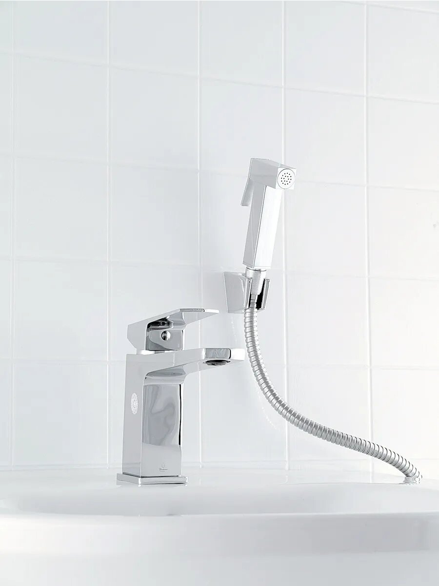 Смеситель Diadonna, с гигиенической лейкой, гибкий шланг 1.2 м — фото 1